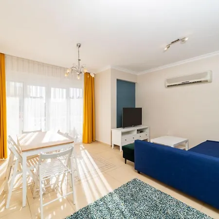 شقة Flat With Balcony And Shared Pool In بيليك